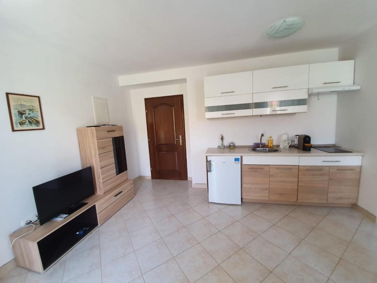 Apartments Vido Водице Екстериор снимка